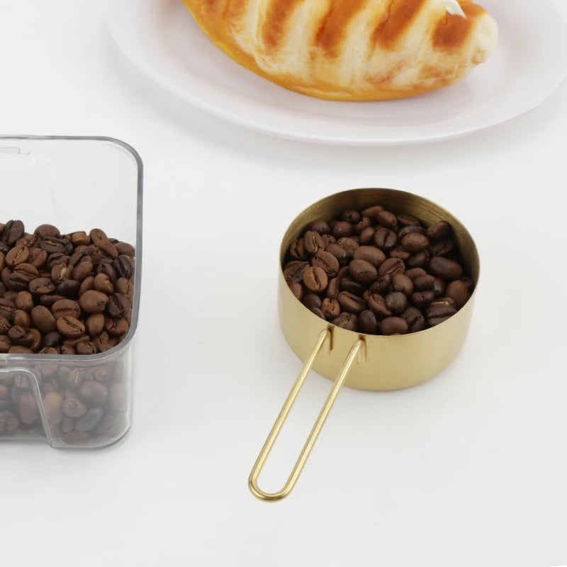 Gold Kitchen Accessories - Set of 4 Measuring Cups - Image 2