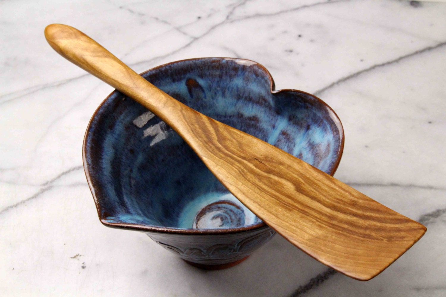 Handmade wooden flat ended spurtle kitchen utensil wooden spatula carved from Cherry wood
