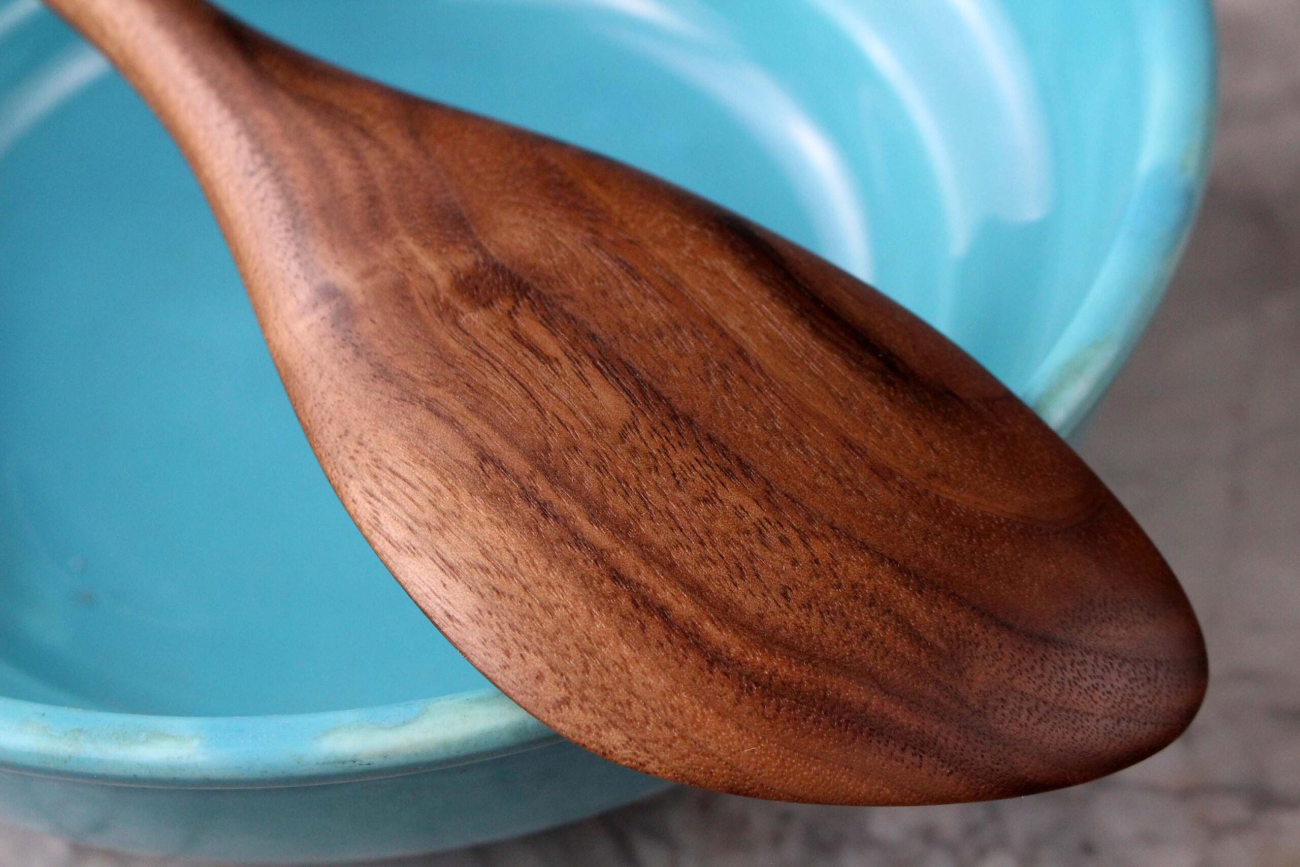 Handmade wooden saute spurtle kitchen utensil of Walnut wood for stirring and mixing - Image 5